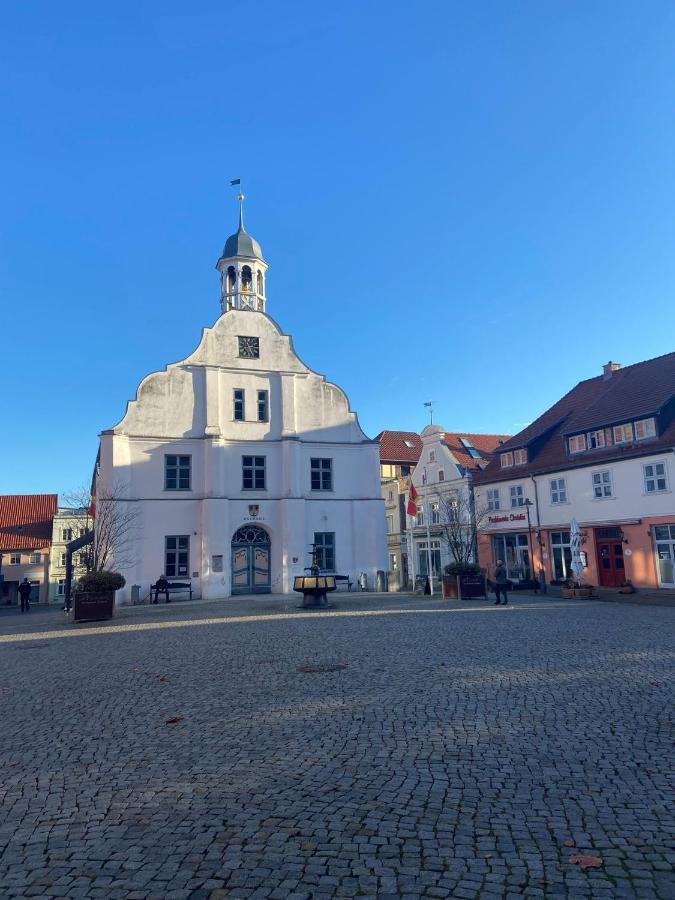 Appartamento Hafenkoje Zum Anker Wolgast Esterno foto